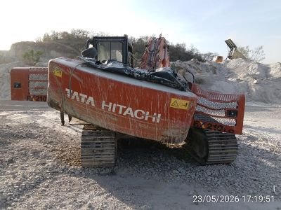 ACCIDENTAL DAMAGED TATA HITACHI MAKE HYD. EXCAVATOR EX210 LC SUPER PLUS